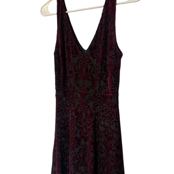 Aqua Red & Black Velvet Fit & Flare Dress – Bloomingdale’s – Size Small - Picture 8 of 9